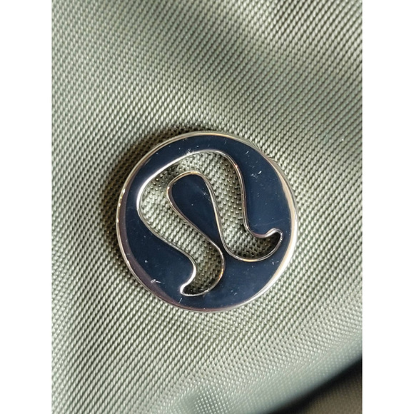 Lululemon Everywhere Belt Bag Grey Sage One Size - Picture 7 of 9